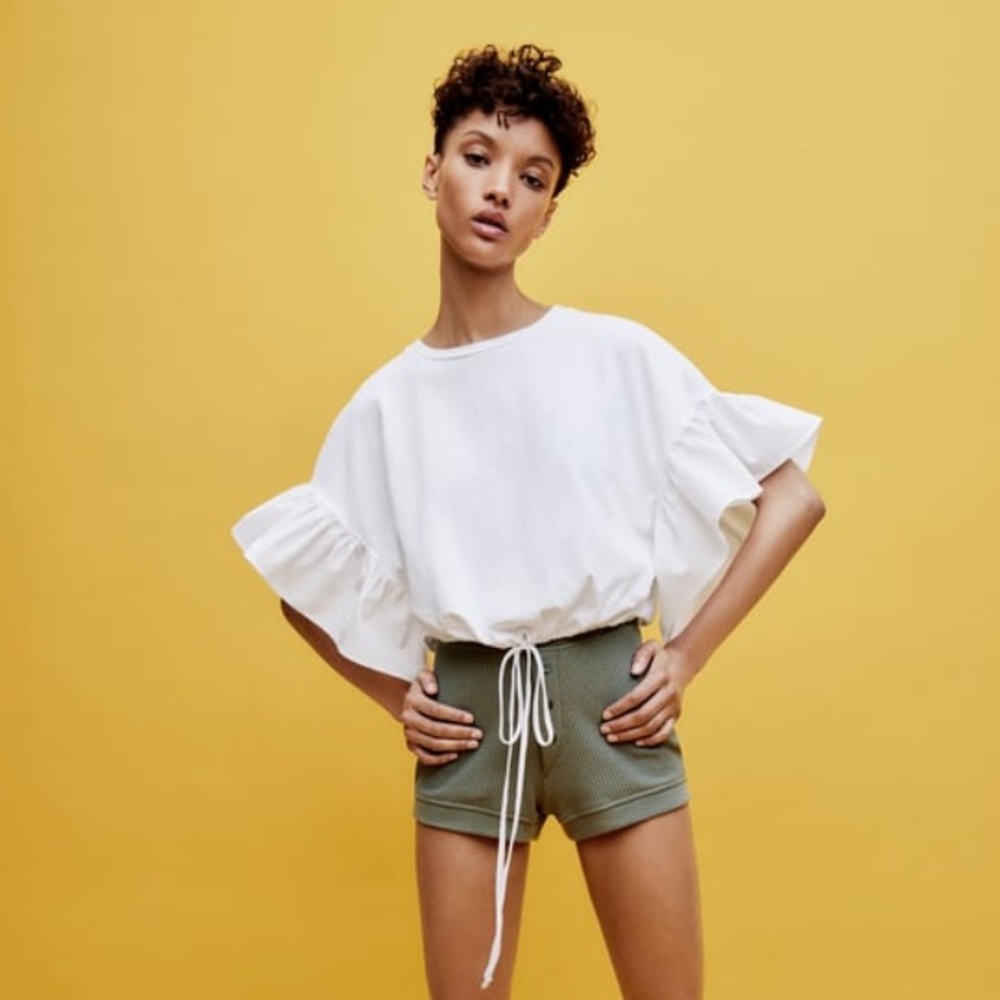ZARA white ruffled top size M